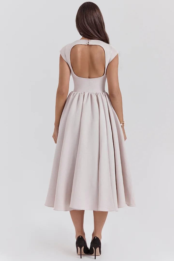 DEBUTANTE