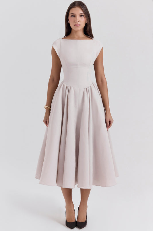 DEBUTANTE